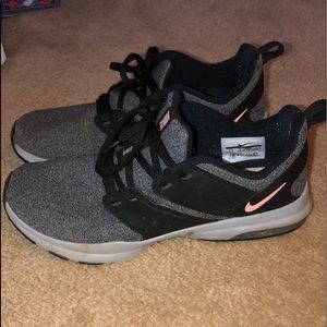 Women’s Nike shoes